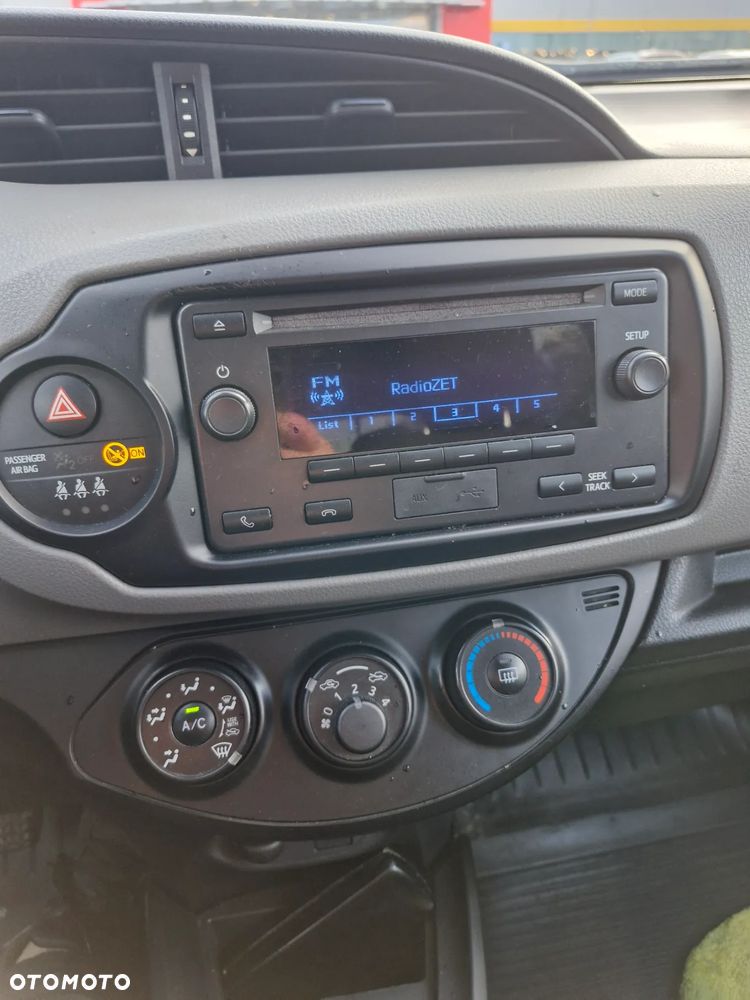 Toyota Yaris 1.0 Active - 11