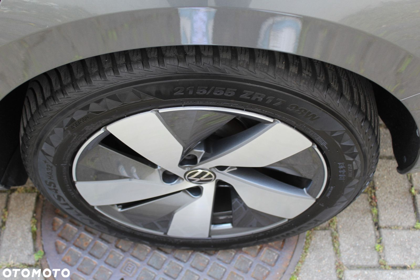 Volkswagen Passat - 36