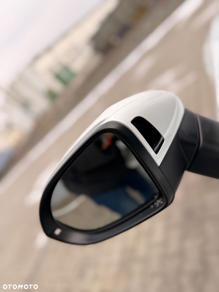 Volkswagen Arteon 2.0 TSI R-Line DSG - 19