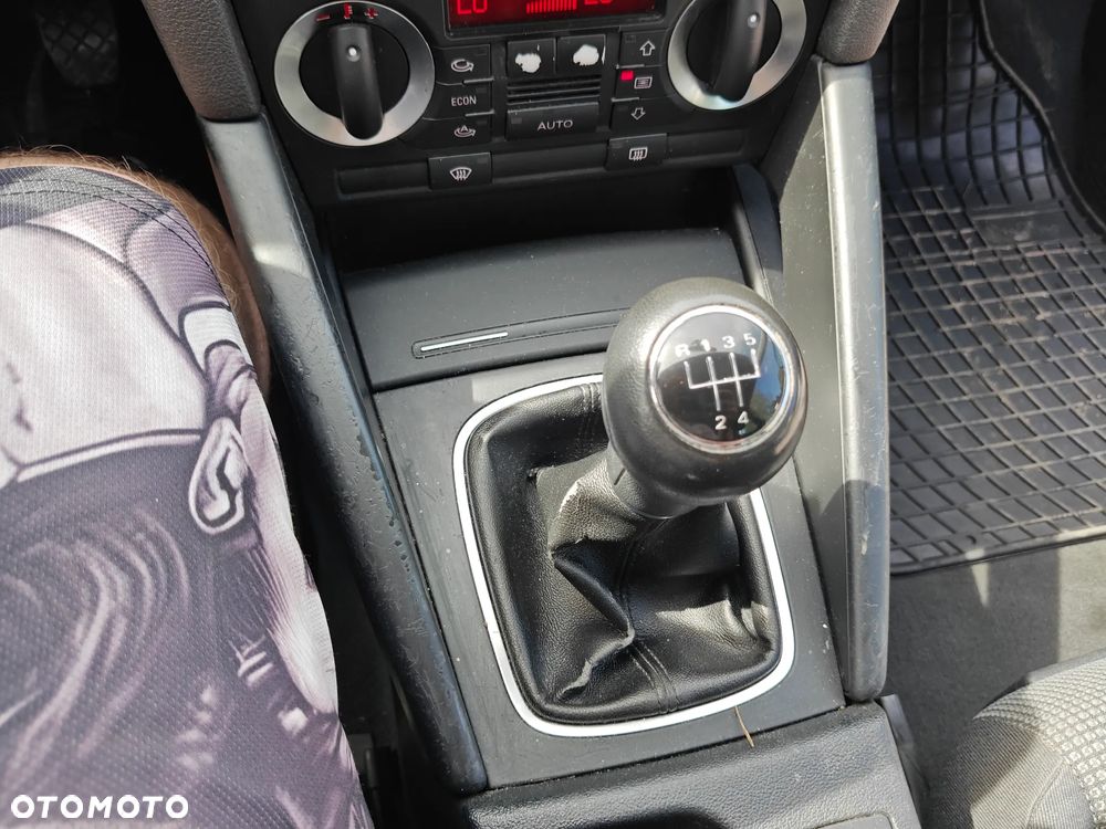 Audi A3 3-drzwiowe 1.9 TDI DPF S Line Sportpaket plus - 24