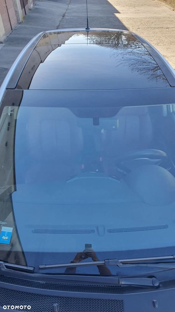 Kia Venga 1.6 CVVT Titanium Collection - 23