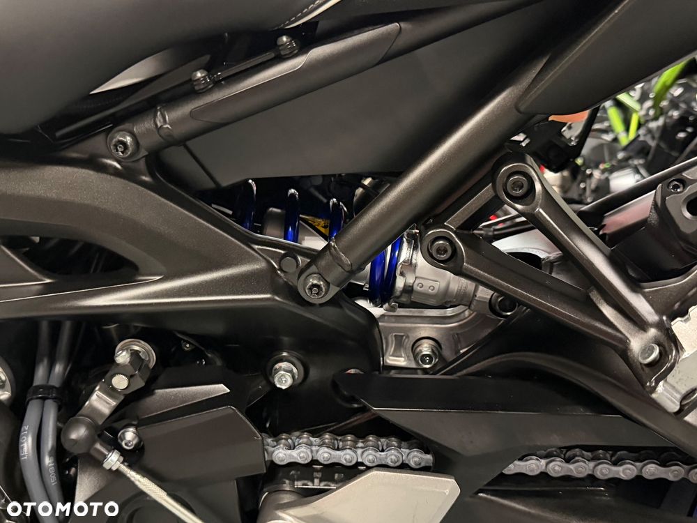 Yamaha MT - 32