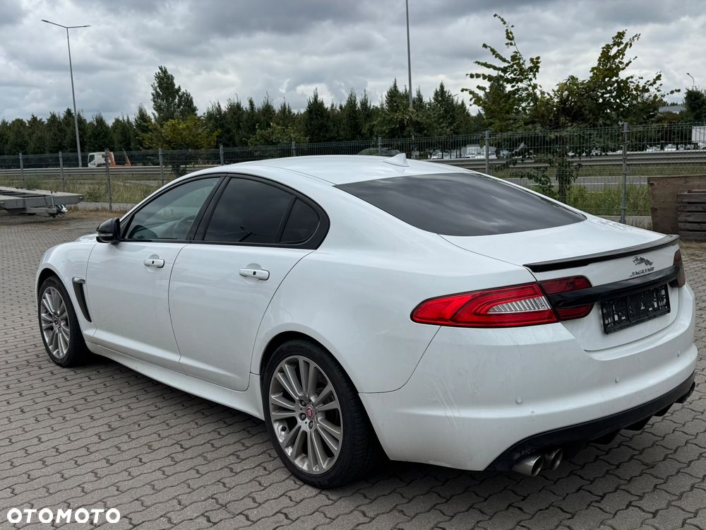 Jaguar XF 35t AWD R-Sport - 5
