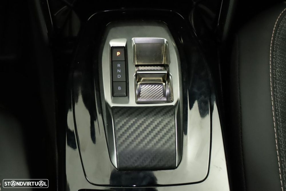 Peugeot e-2008 54 kWh Allure - 14