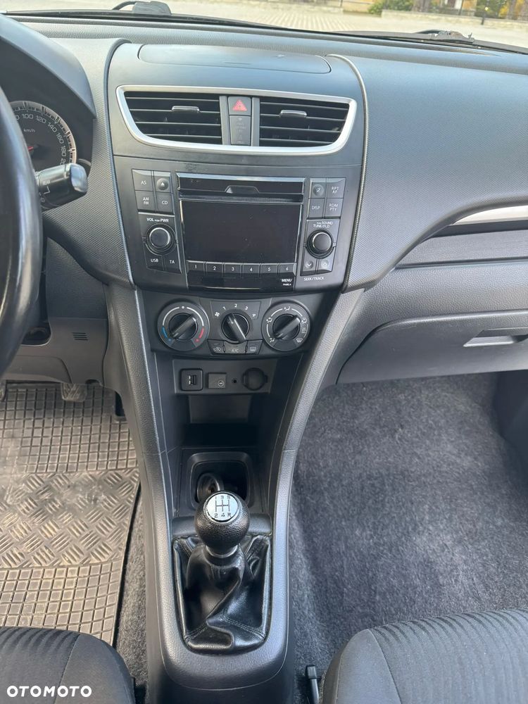 Suzuki Swift - 14