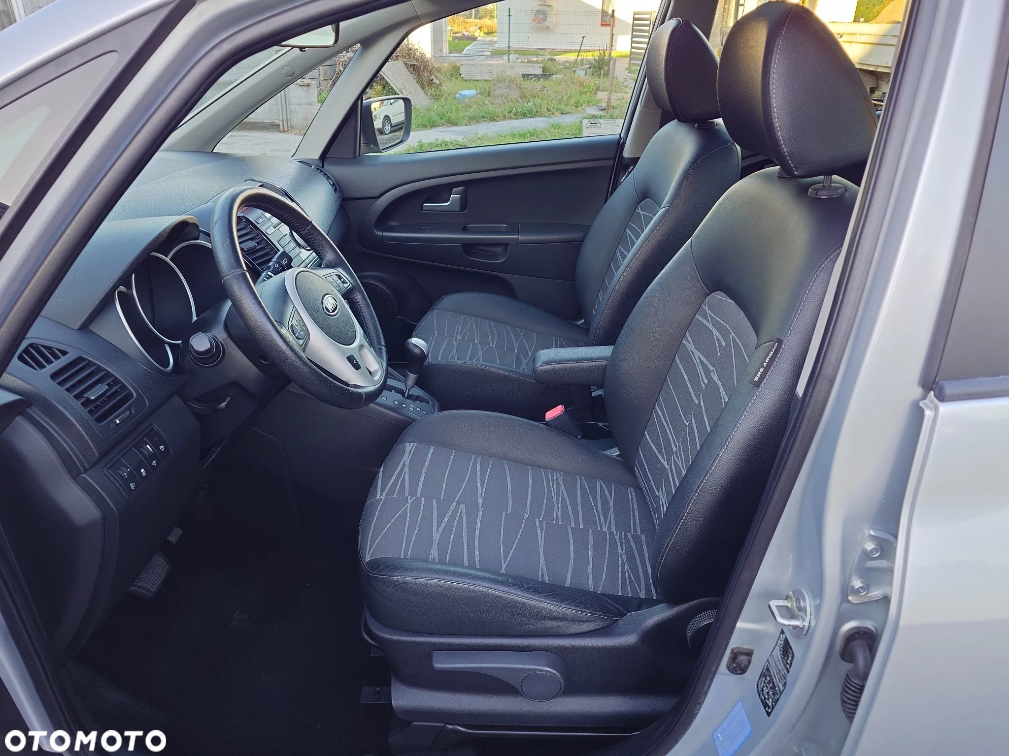 Kia Venga 1.6 CVVT Automatik Dream Team Edition - 6