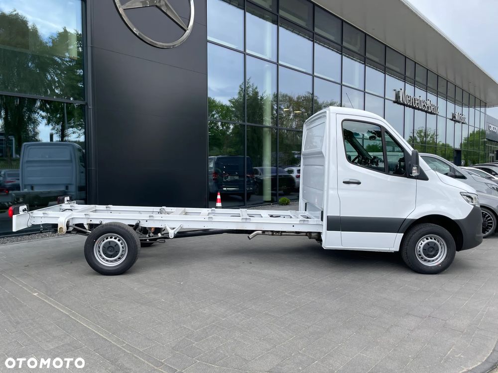 Mercedes-Benz Sprinter 317 CDI PRO Automat Reflektory LED Resorowany fotel - 2