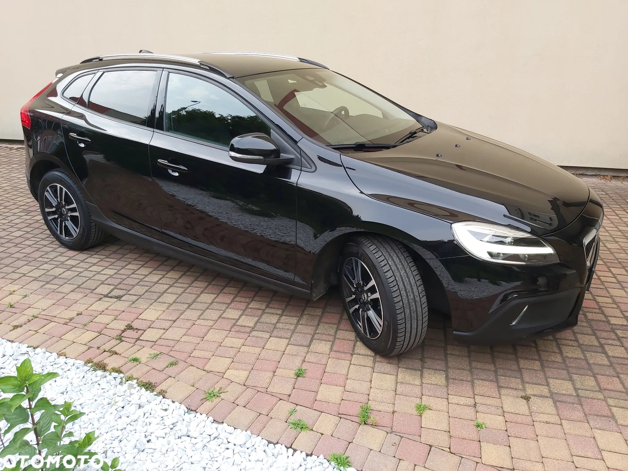 Volvo V40 D2 - 11