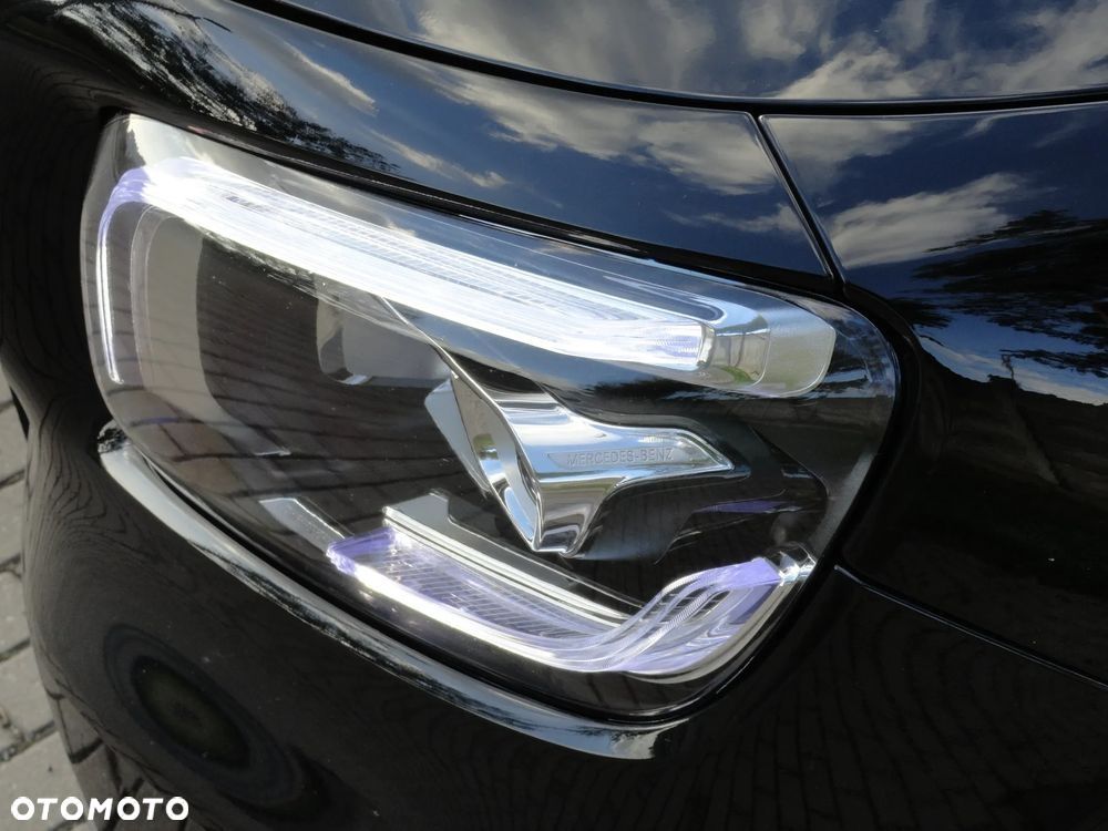 Mercedes-Benz GLB 200 d 8G-DCT Progressive Advanced - 28