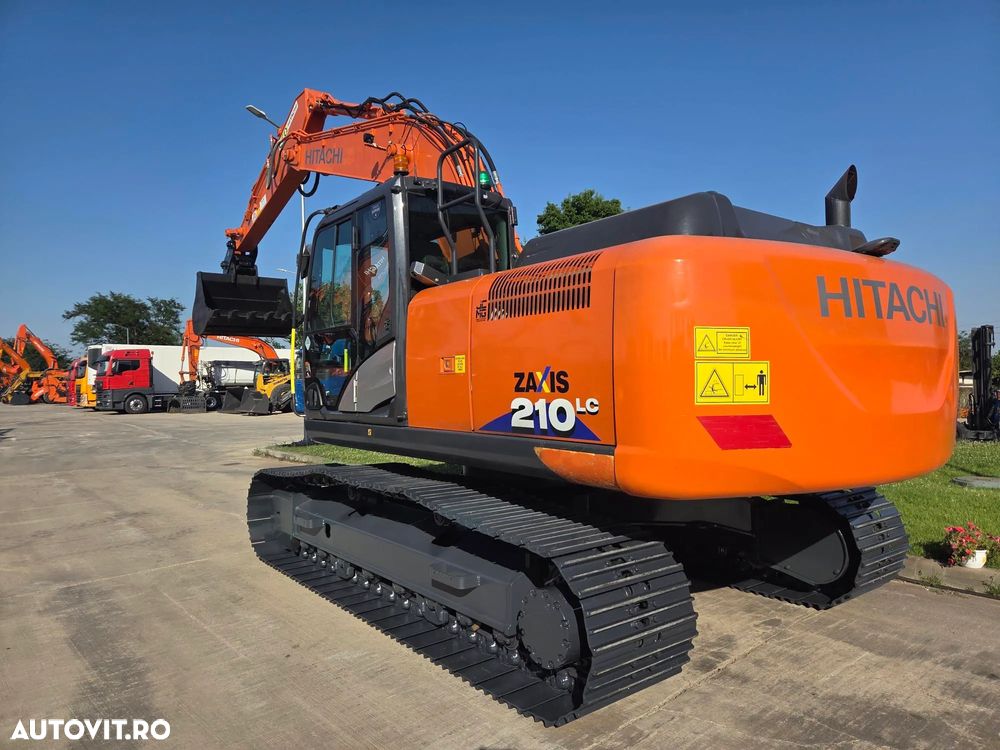 Hitachi ZX210LC-6, 2021, 2.676h, 23,1 tone, CUPLA RAPIDA HIDRAULICA, cupa 1,3mc, 3 pompe hidr, inst picon, camera spate si laterale, antifurt, latime 2,99m, ad sapare 7m, cons mediu 12l/h, lant 90% ok, posibil leasing-STARE CA NOU-PROMOTIE 99.750 Eur+Tva - 10