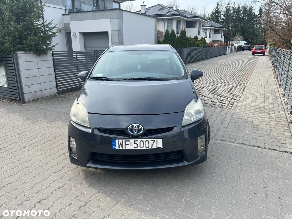 Toyota Prius - 10