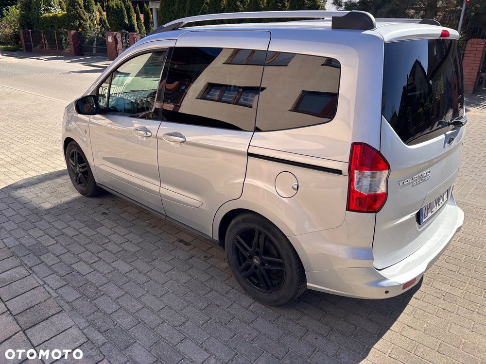 Ford Tourneo Courier 1.0 EcoBoost Trend - 3
