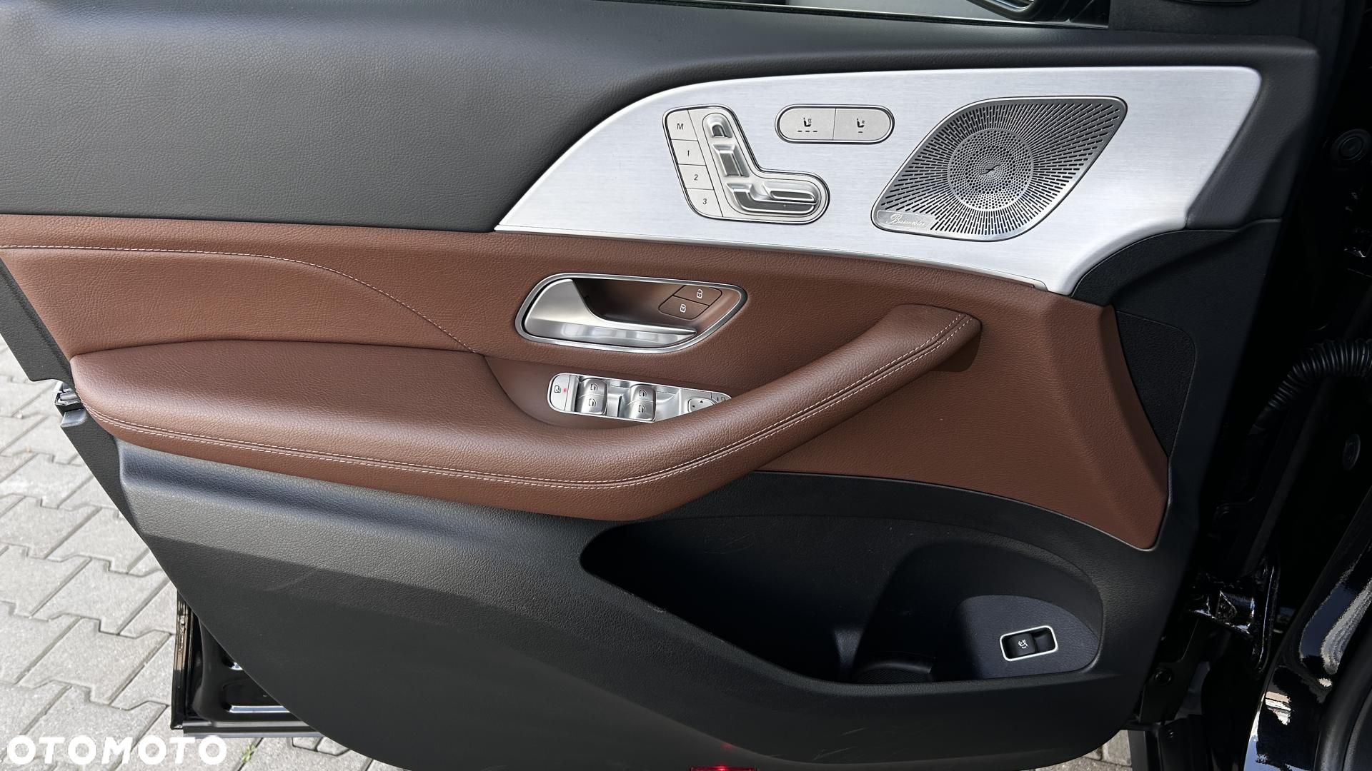 Mercedes-Benz GLE - 10