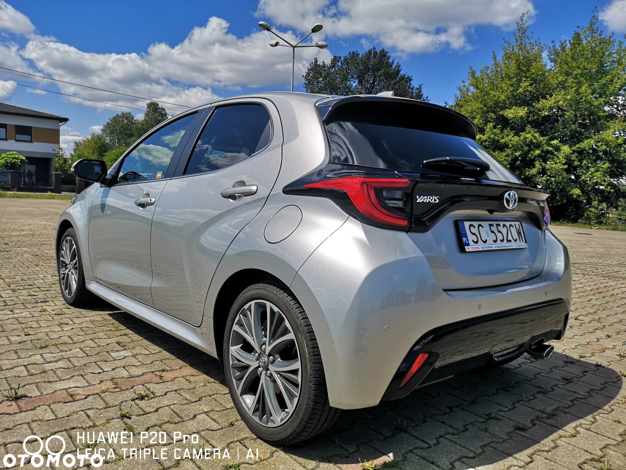 Toyota Yaris Hybrid 1.5 Executive - 8