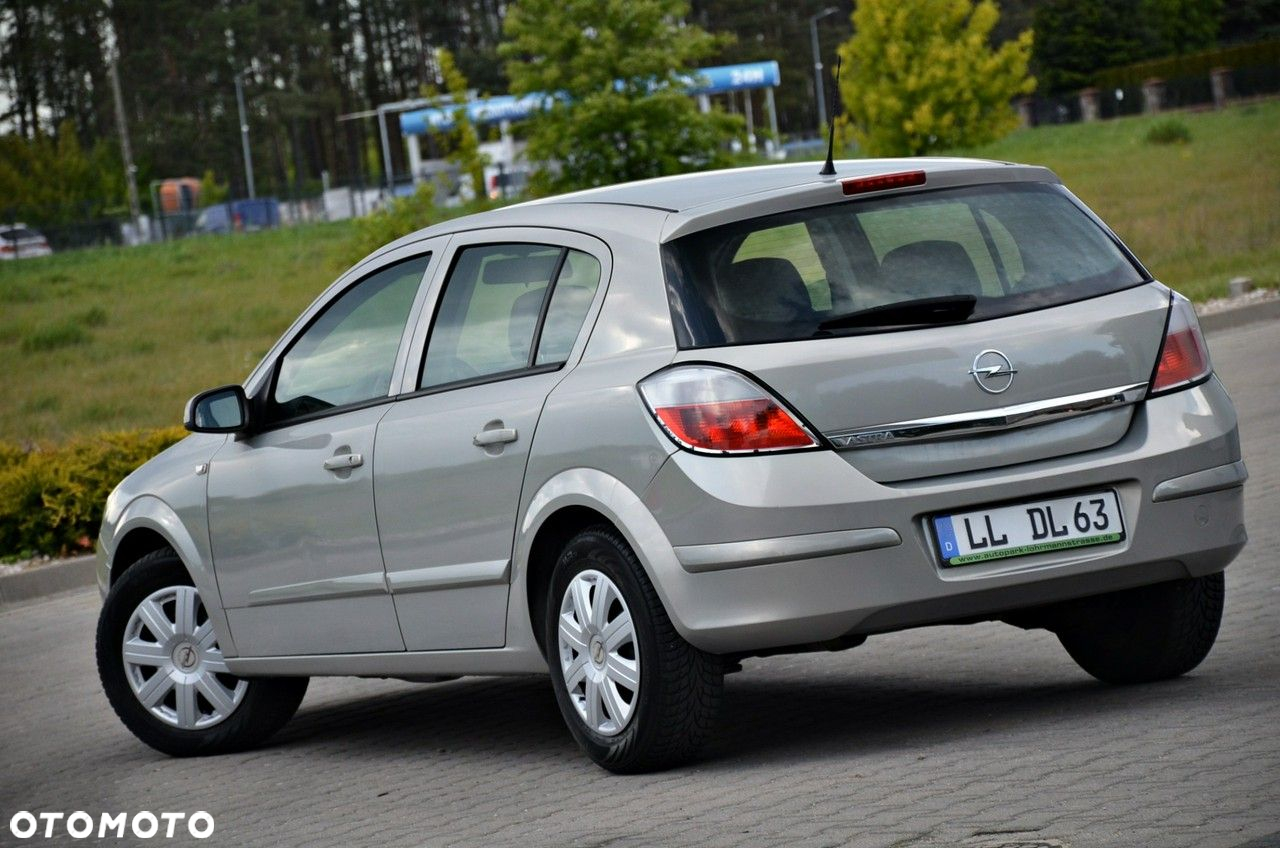 Opel Astra - 9