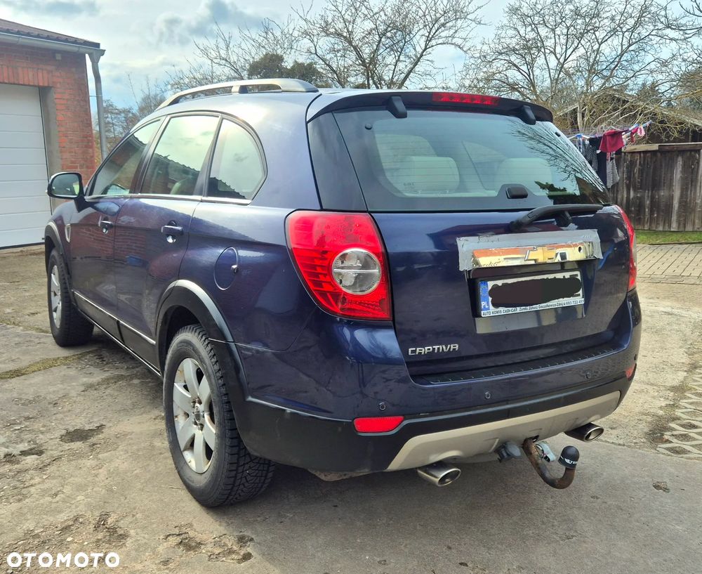 Chevrolet Captiva 3.2 LT (deu) - 18