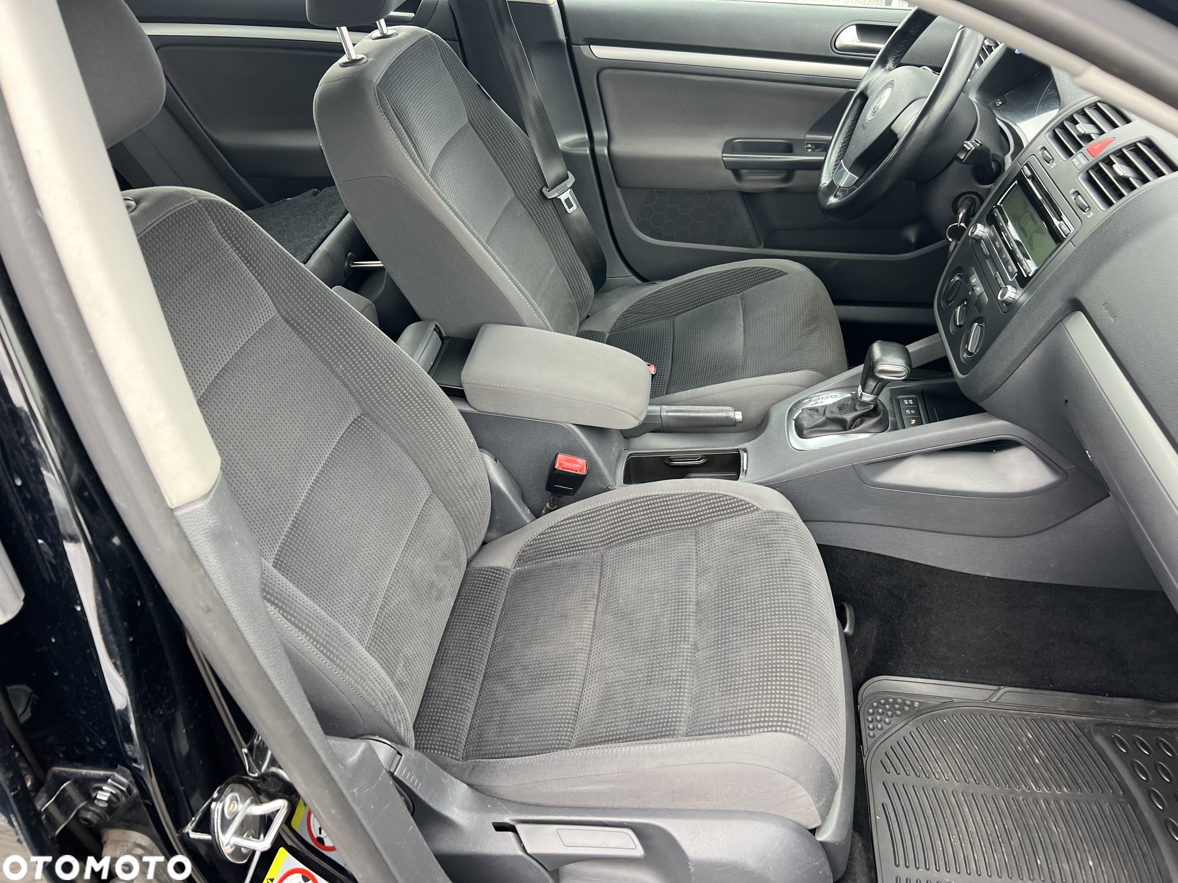 Volkswagen Golf V 1.4 TSI Comfortline DSG - 16