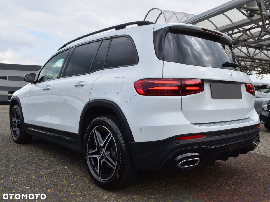 Mercedes-Benz GLB 200 d AMG Line 8G-DCT - 6