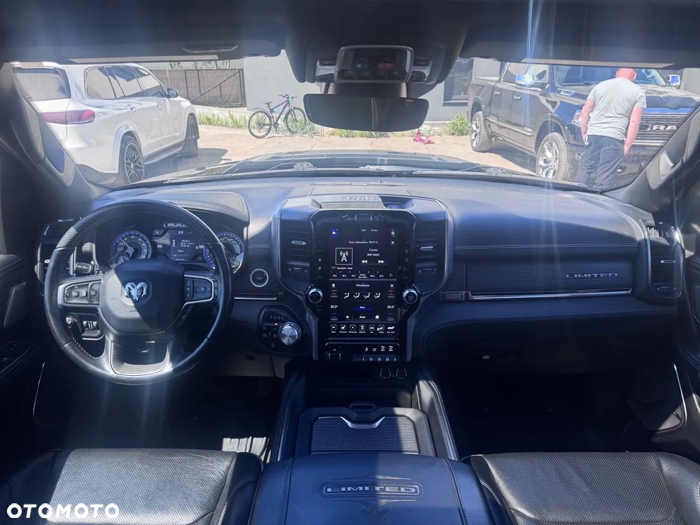 Dodge RAM 5.7 4x4 - 9