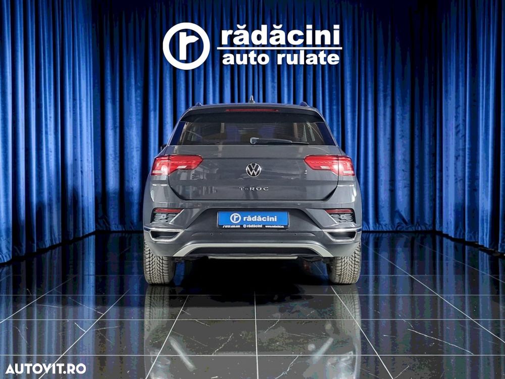 Volkswagen T-Roc - 9