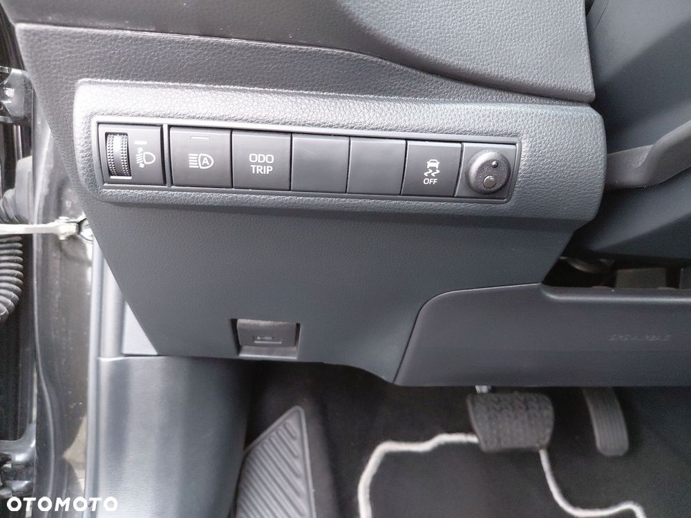 Toyota Corolla 1.8 Hybrid Style - 21