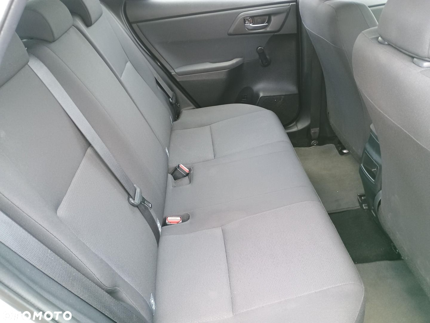 Toyota Auris - 12