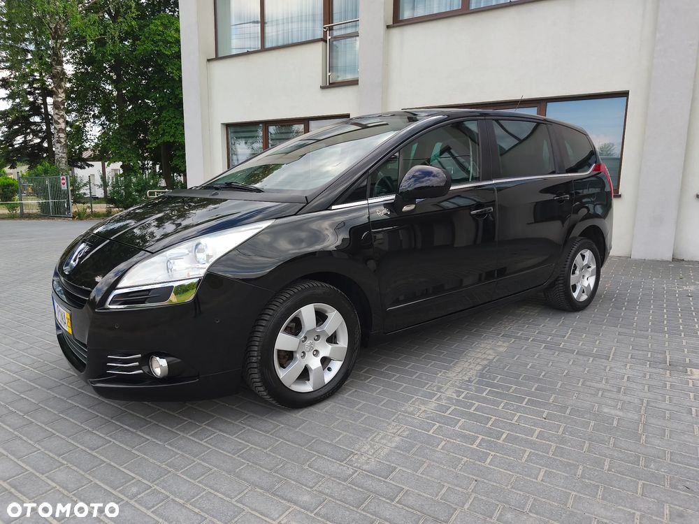 Peugeot 5008 - 3