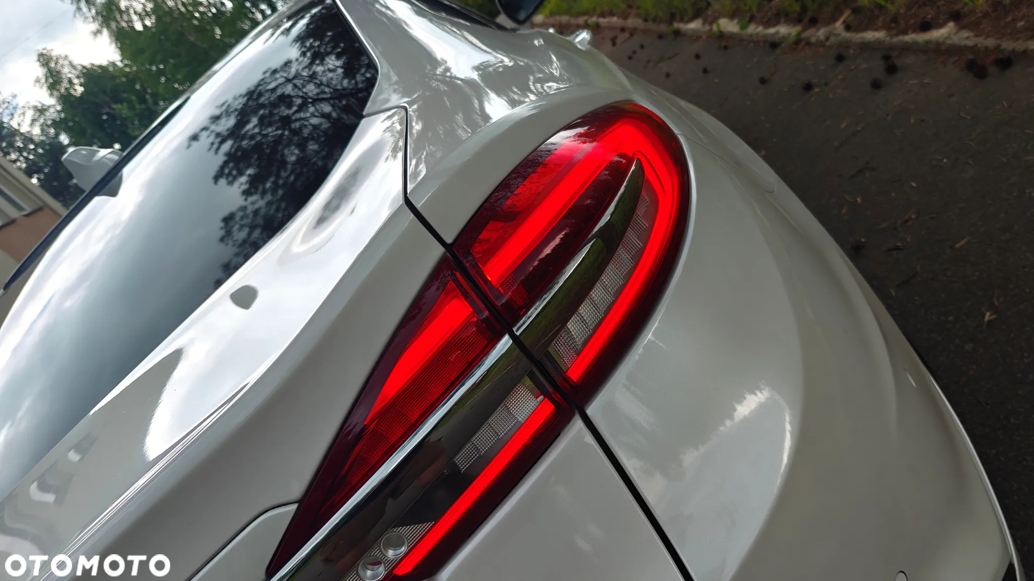 Ford Mondeo 2.0 Hybrid Titanium - 3