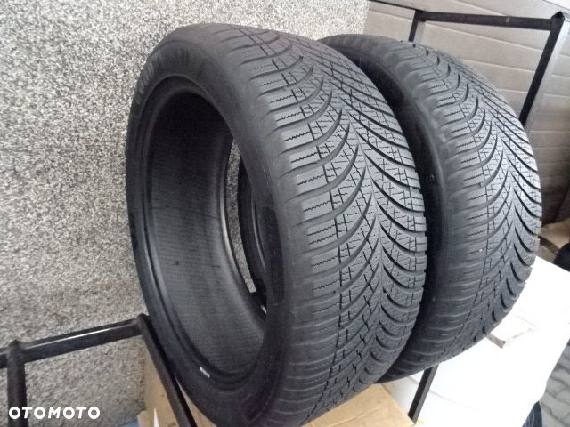 245/45/R19 102W Goodyear Vector 4 seasons Gen-3 - 2