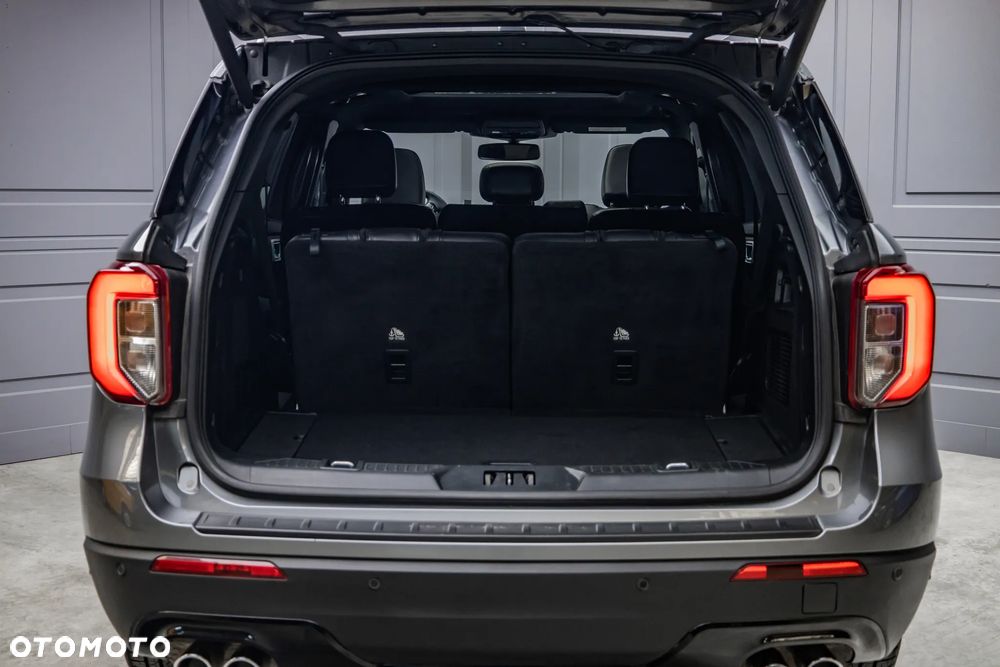 Ford Explorer 3.0 EcoBoost PHEV 4WD ST-Line - 32