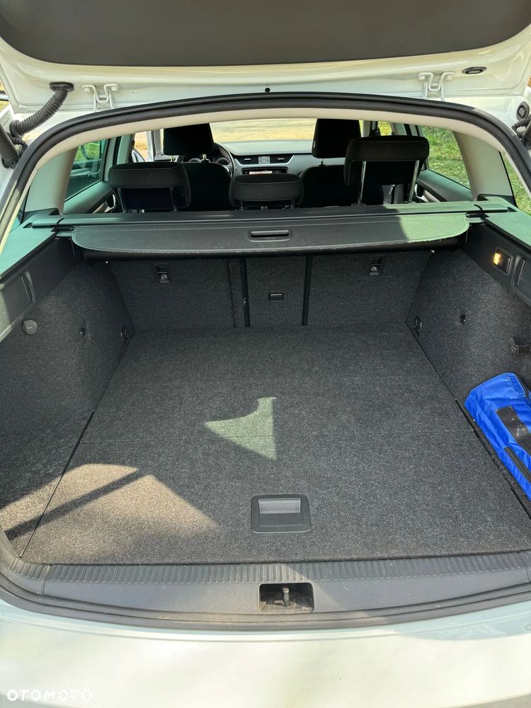 Skoda Octavia 2.0 TDI DSG Ambition - 16