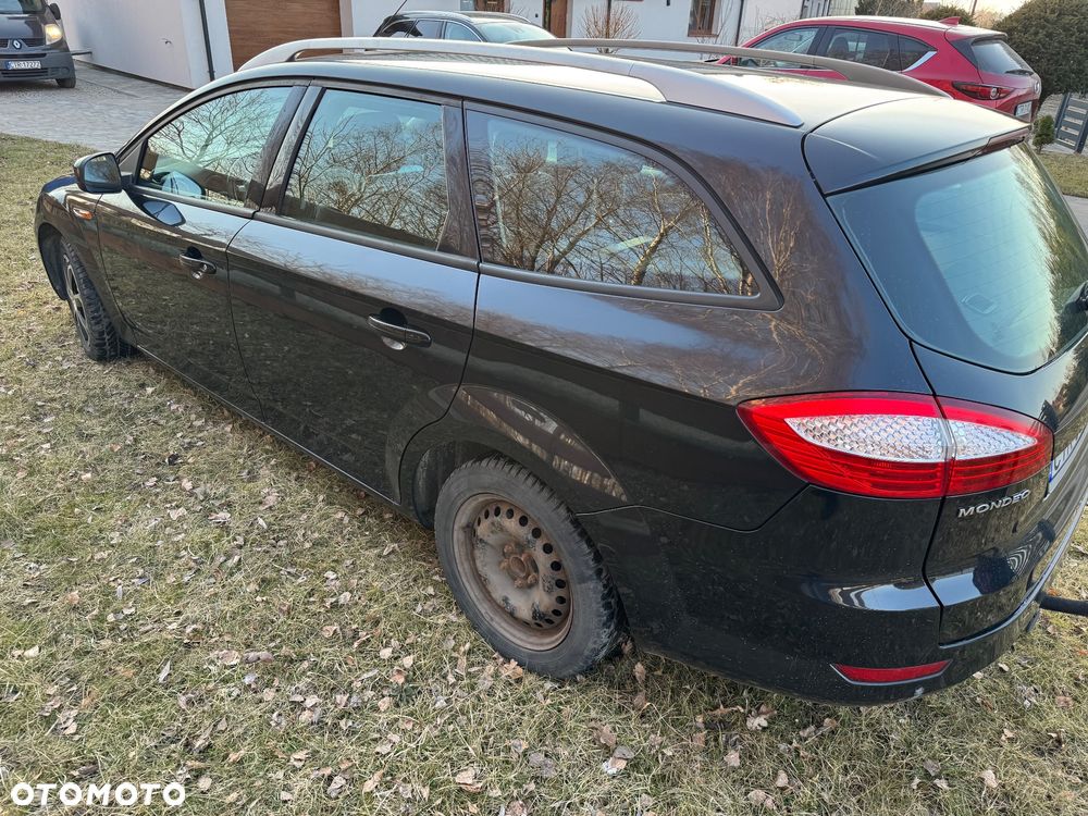 Ford Mondeo 2.0 TDCi Ambiente - 5