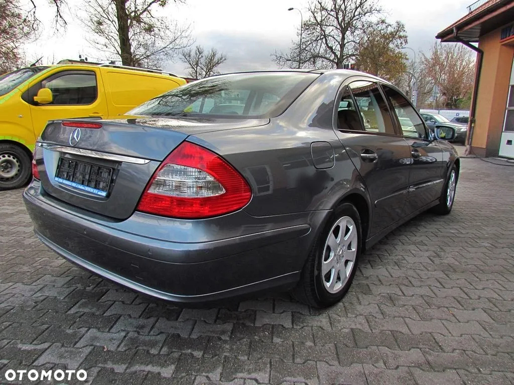 Mercedes-Benz Klasa E - 7
