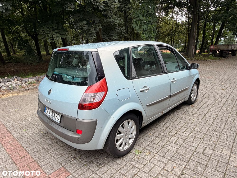 Renault Scenic - 8