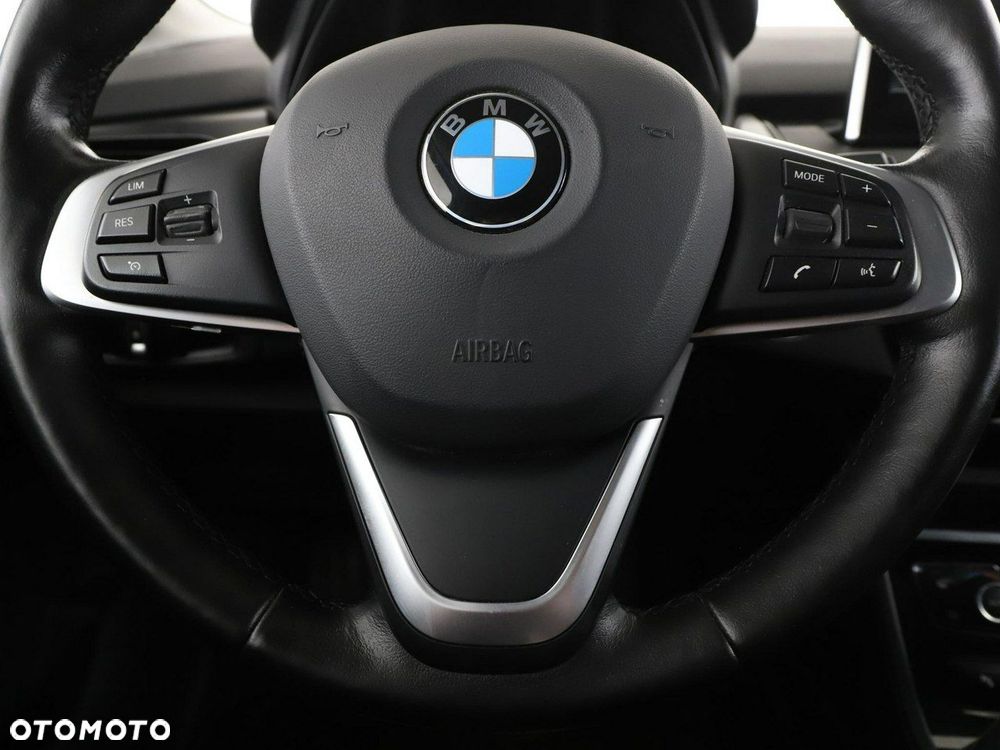 BMW Seria 2 220d xDrive - 22