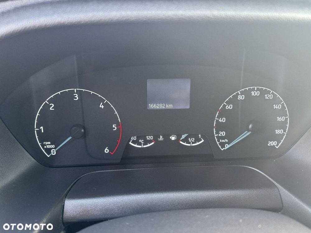 Ford Transit Custom - 13