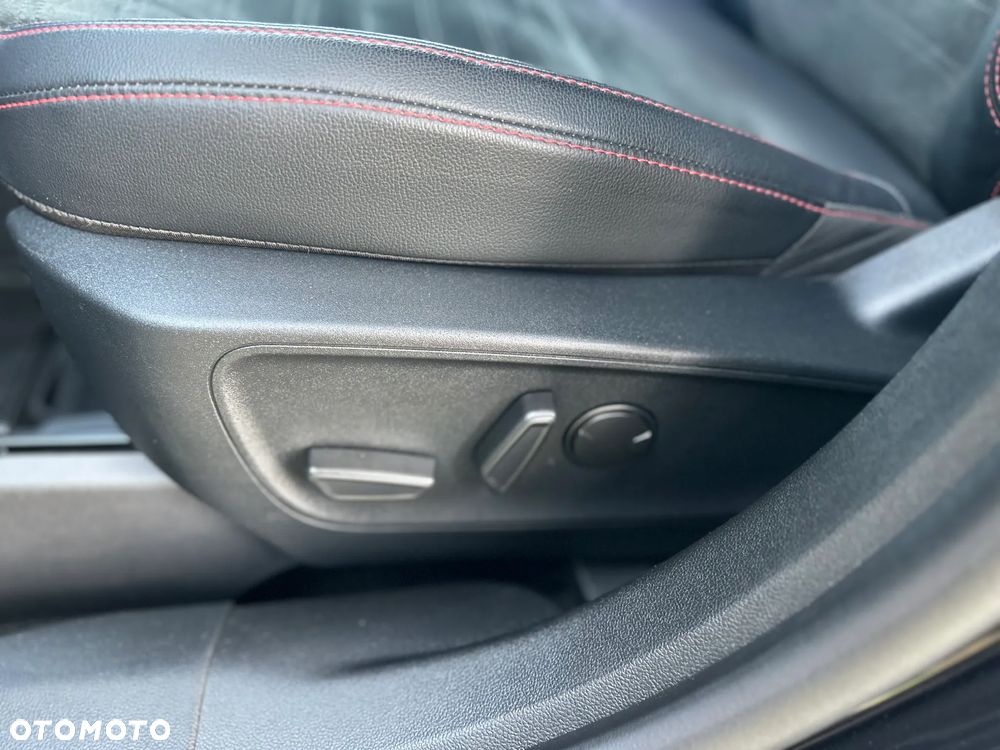 Ford Kuga - 17
