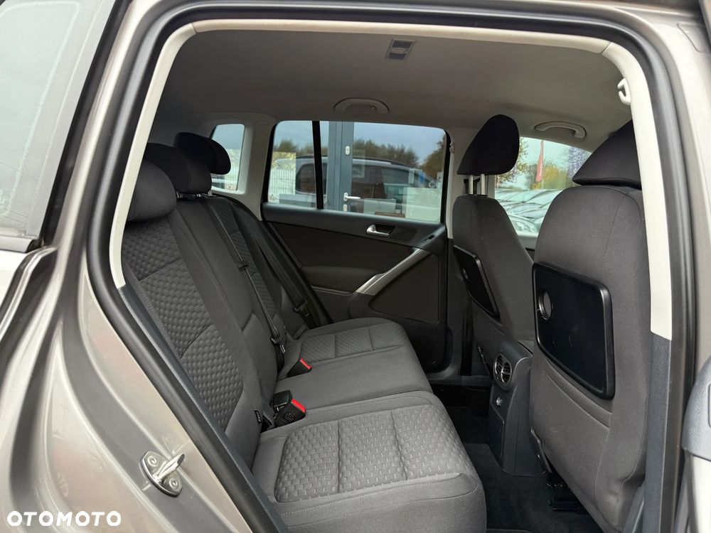 Volkswagen Tiguan 1.4 TSI BlueMotion Technology Exclusive - 29