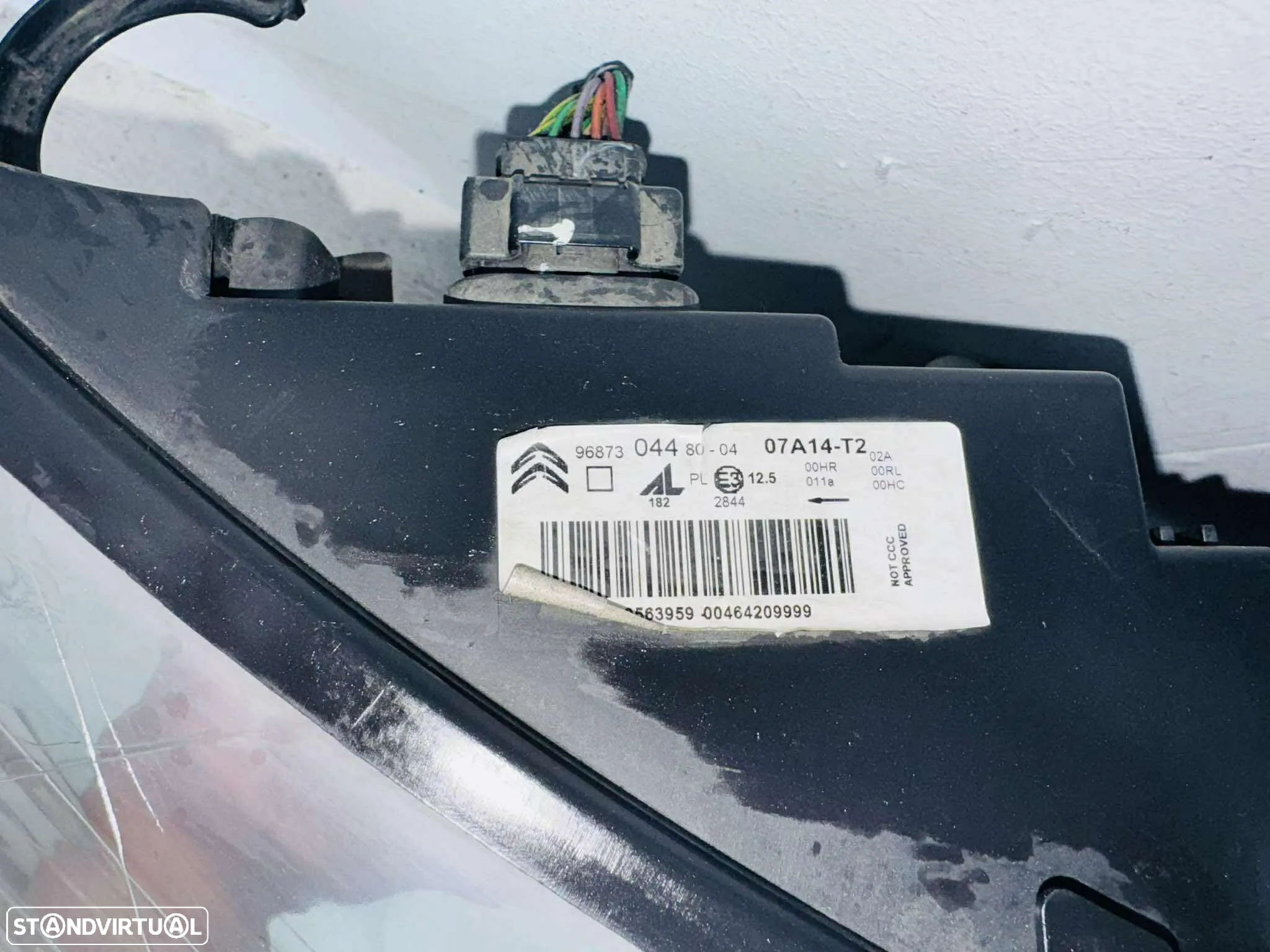 Farol Direito Citroen C4 - 2010 / 2020 - 3