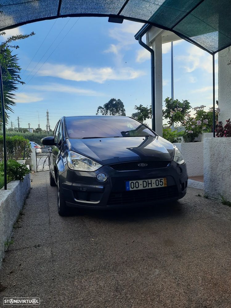 Ford S-Max 1.8 TDCi Titanium 7L - 21