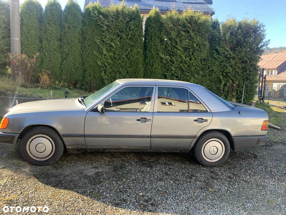 Mercedes-Benz W124 (1984-1993) - 2