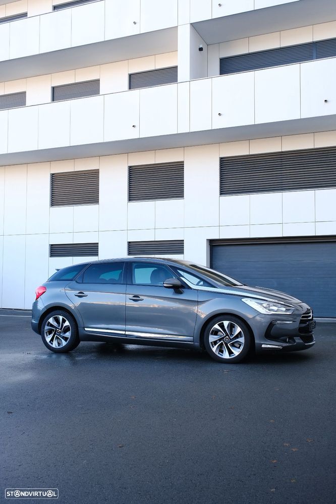 Citroën DS5 2.0 HDi Sport Chic - 2