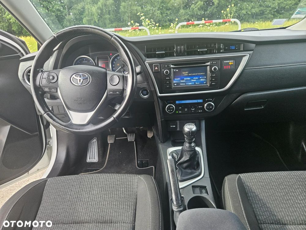 Toyota Auris 2.0 D-4D Comfort - 16