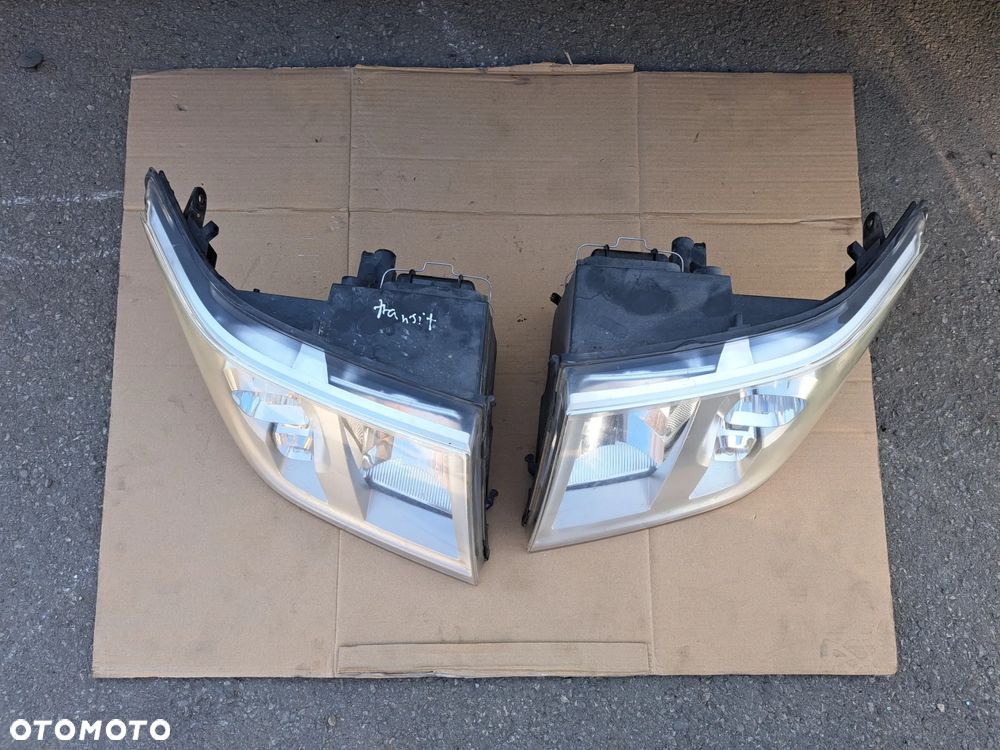 Ford Transit mk6 lampa lewy przód prawy przód 6C11-13W029-DG  6C11-13W030-DG - 6