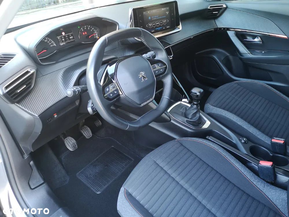 Peugeot 2008 BlueHDi 110 Allure - 8