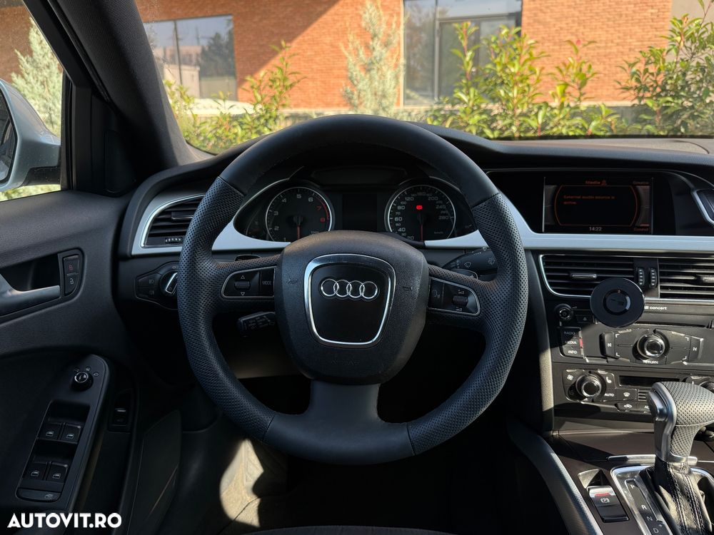 Audi A4 1.8 T Aut - 12