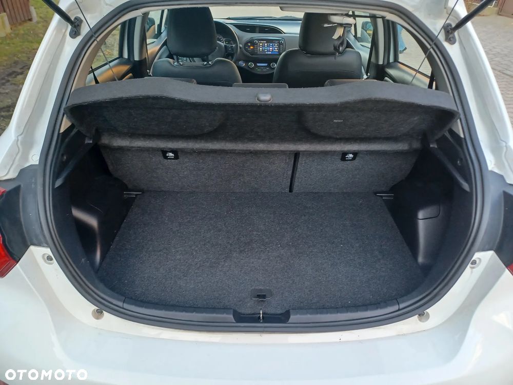 Toyota Yaris 1.5 VVT-i Selection - 17