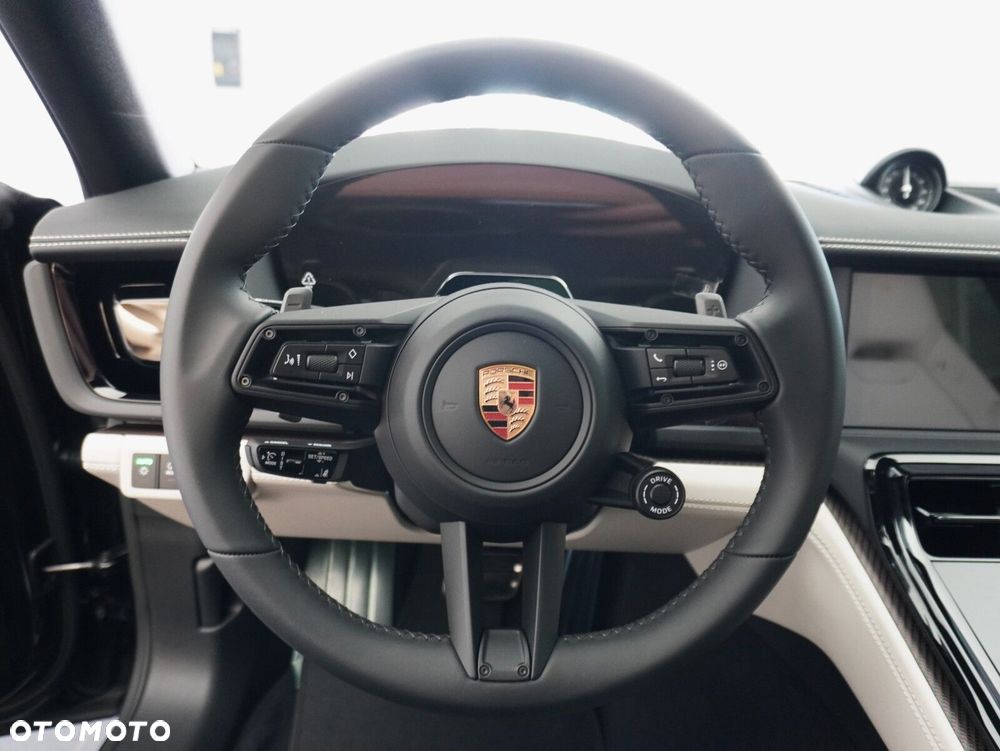 Porsche Panamera 4S E-Hybrid PHEV - 27