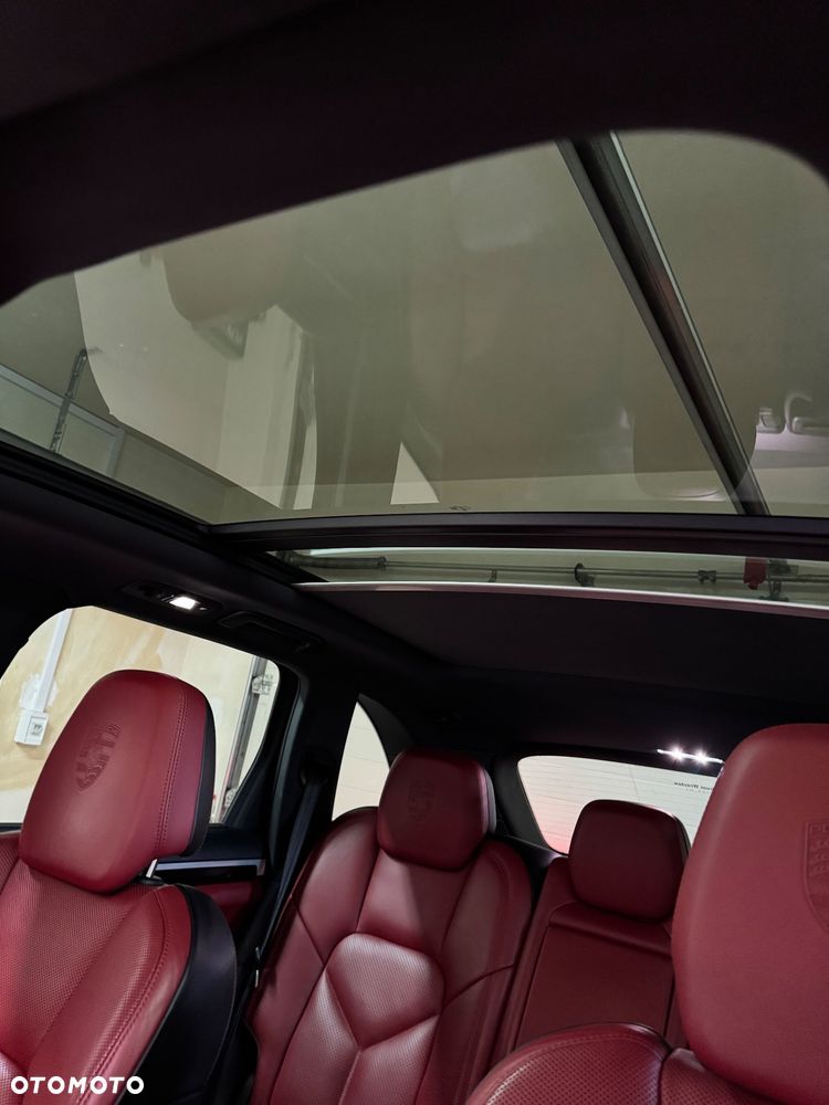 Porsche Cayenne Diesel Platinum Edition - 11