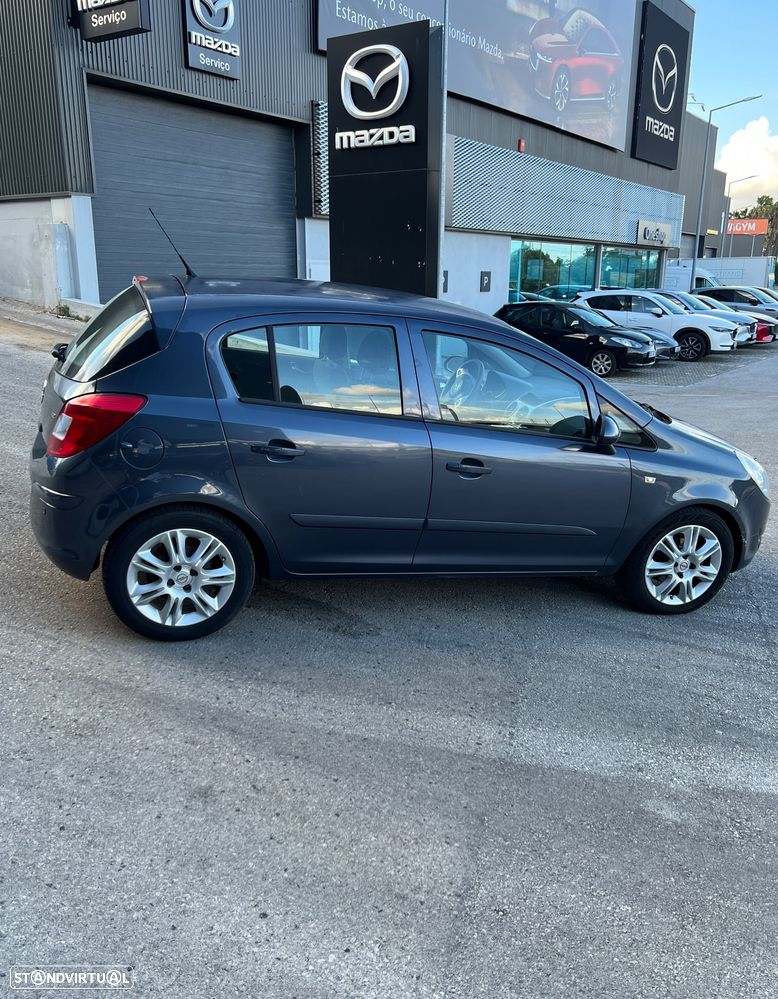 Opel Corsa 1.2 Cosmo - 7